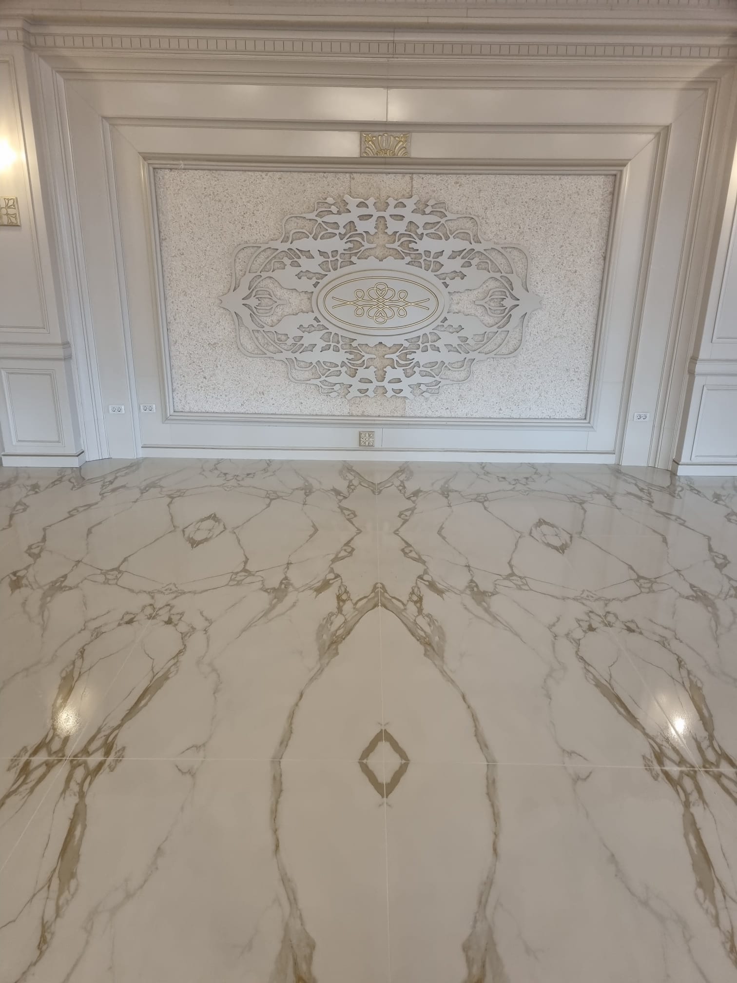 Montaj gresie format mare în Iași